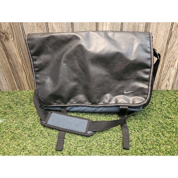 VTG Vintage Nike Crossbody Laptop Messenger Bag Teal Black Backpack Y2K - Picture 1 of 9